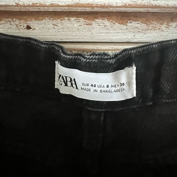 Zara Black Denim Cutoff Shorts - Picture 4 of 5